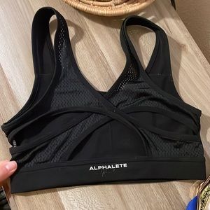 Alphalete bra
